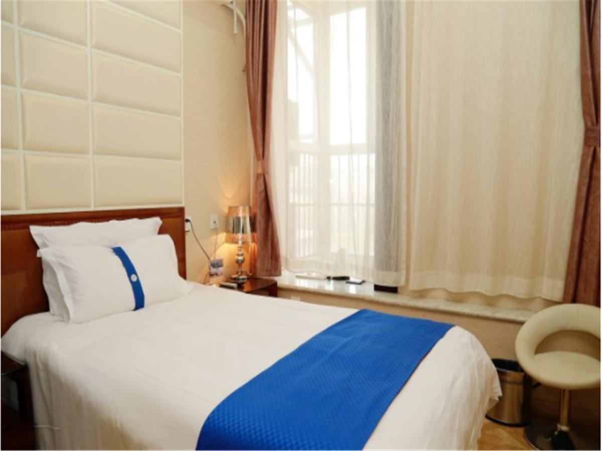 Binhai  Tianjin Bindao Business Hotel מראה חיצוני תמונה