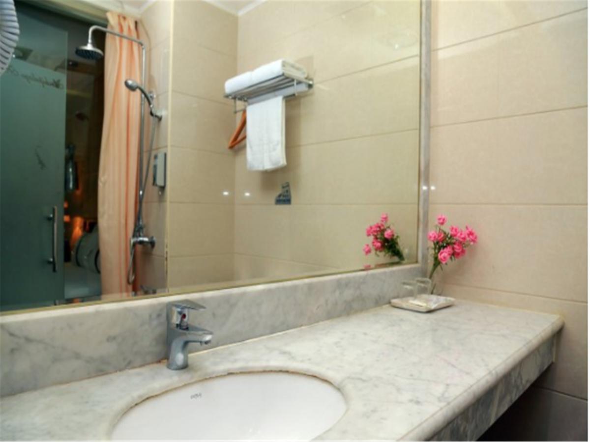 Binhai  Tianjin Bindao Business Hotel מראה חיצוני תמונה