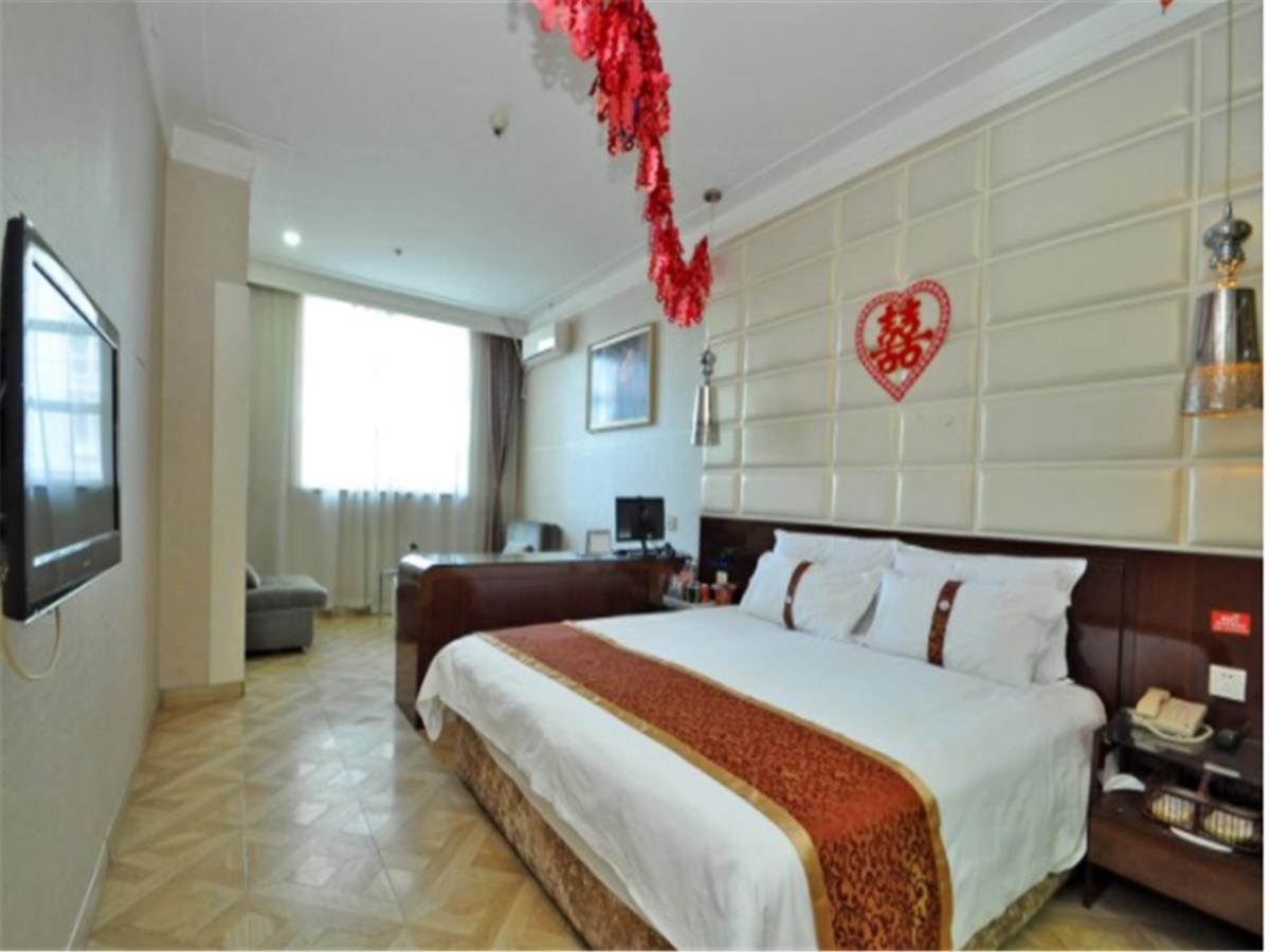 Binhai  Tianjin Bindao Business Hotel מראה חיצוני תמונה