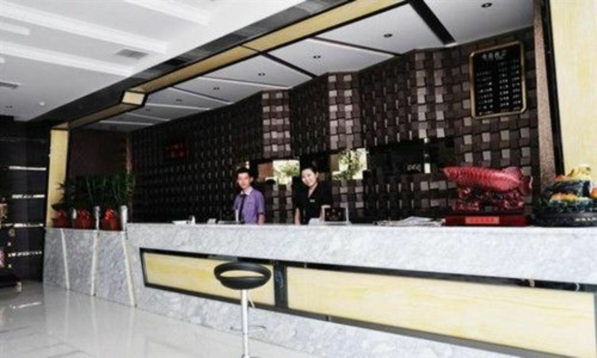 Binhai  Tianjin Bindao Business Hotel מראה חיצוני תמונה